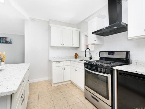 2318 Holland Ave, Bronx NY 10467-8710 exterior