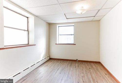 1513 2nd St, Philadelphia PA 19122-2602 exterior