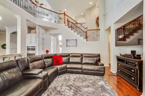 3843 Truman Dr, Frisco TX 75034-6372 exterior