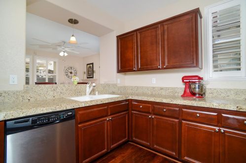 1303 Rivage Cir, Folsom, CA 95630-5607