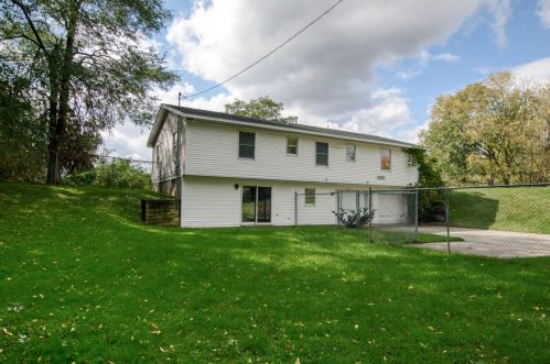 3890 Knapp St, Grand Rapids MI 49525-9602 exterior