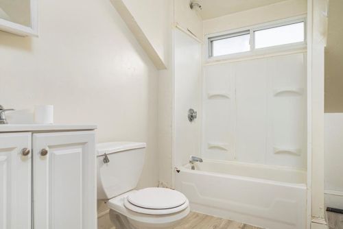 30 Ruggles St, Providence RI 02908-3614 exterior