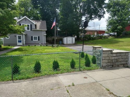 13 Lafayette St, Providence, RI 02919-2711