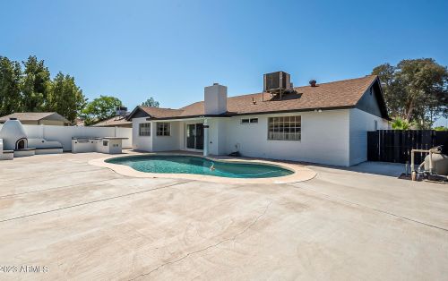 2110 Mcnair St, Chandler AZ 85225-1829 exterior