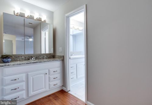 7308 Aynsley Ln, Mc Lean VA 22102-2931 exterior