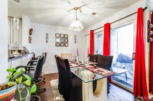 721 Edpas Rd, New Brunswick NJ 08901-3813 exterior