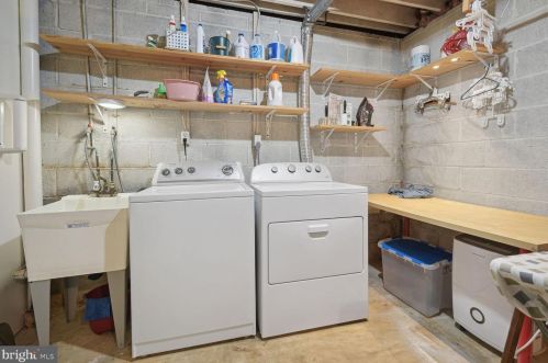 862 New Mark Esplanade, Rockville MD 20850-2736 exterior