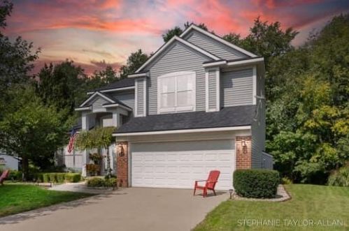 120 Marsh Trail Rd, Meskegon, MI 49444-8775