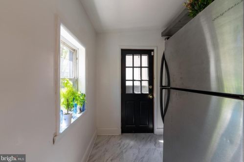 1223 6 St, Philadelphia PA 19120-3101 exterior