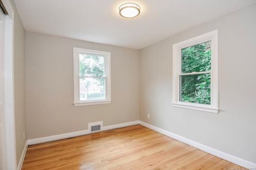 322 Glen St, New Britain CT  06051-3406 exterior