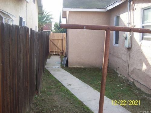 2705 Olive Ave, Fullerton CA 92833-3542 exterior