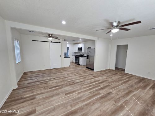 2932 Diamond St, Phoenix AZ  85008-5015 exterior