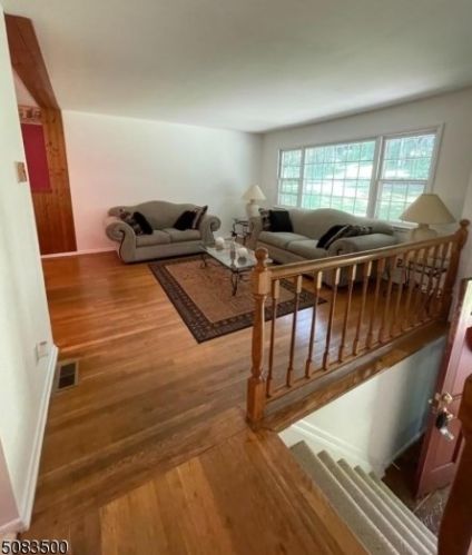 5 Budd Lk Hts Rd, Mount Olive NJ 07828-1102 exterior