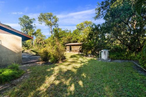 3701 21 Ave, Naples FL 34116-5722 exterior