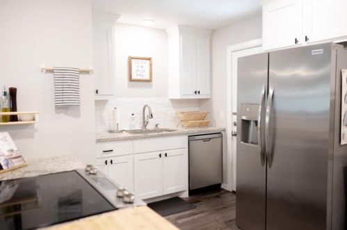 1915 Maurice Ave, Denison, TX 75020-7013