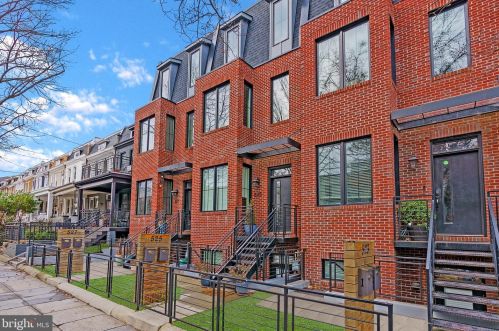 525 Longfellow St, Washington, DC 20011-3013