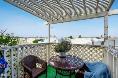 5325 Driftwood St, Oxnard CA 93035-1030 exterior