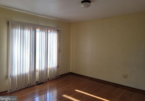 81 Buttonwood Ave, Pine Hill NJ 08021-6415 exterior