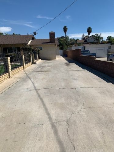 1350 Orange St, Riverside CA 92501-1631 exterior