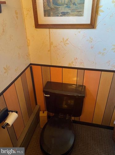 209 Highland Ave, Darby PA 19023-2006 exterior