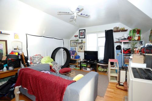 2453 Oakland Ave, Milwaukee WI 53211-4335 exterior