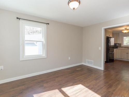 814 New Litchfield St, Torrington CT 06790-6677 exterior