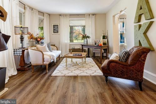 32 Franklin Ave, Camden NJ 08108-1117 exterior