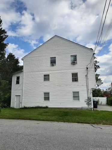 153 French St, Torrington, CT 06790-6214