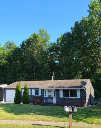 1075 Kelly Dr, Hebron, OH 43025-9505