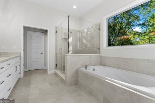 5574 Marks Dr, Gainesville GA 30506-2351 exterior