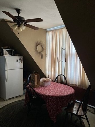 39 Fox St, Worcester MA 01604-4331 exterior