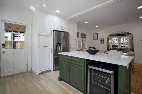 1241 Beech Vly Rd, Atlanta GA 30306-3123 exterior