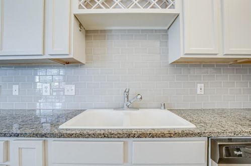 8300 Christie Dr, Frisco TX 75033-3708 exterior