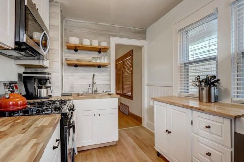 613 Keefe Ave, Milwaukee WI 53212-1801 exterior