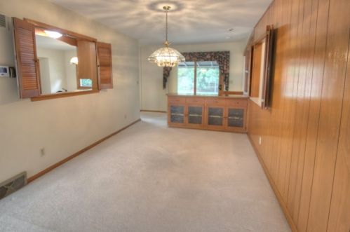 11927 Locust St, Milwaukee WI 53212-2642 exterior