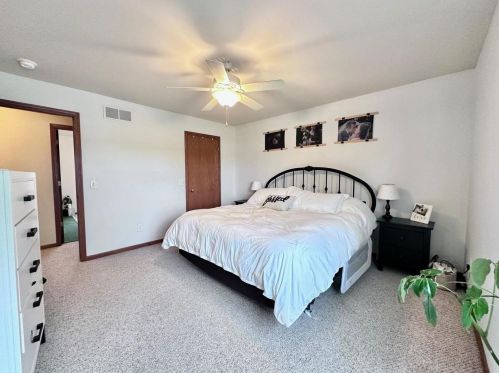 615 Hercules Trl, Madison WI  53718-2931 exterior