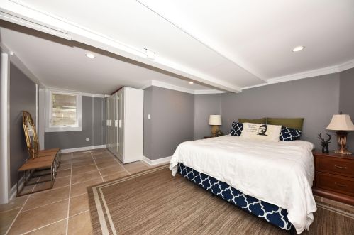 2376 56, Milwaukee WI 53210-2230 exterior