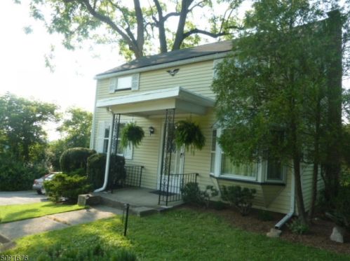 136 Petersburg Rd, Hackettstown, NJ 07840-4907