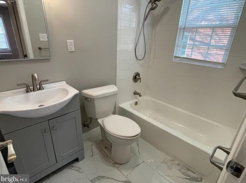 515 45th St, Washington DC 20019-4775 exterior