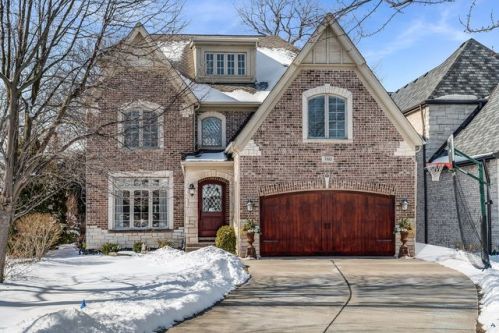 380 Hl Ave, Elmhurst IL  60126-4039 exterior