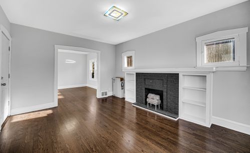 111 11 Ave, Broadview IL 60153-1959 exterior