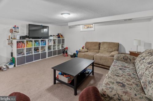 13320 Keating St, Rockville MD 20853-3273 exterior