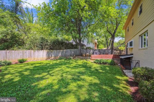 11706 Enid Dr, Rockville MD 20854-3454 exterior