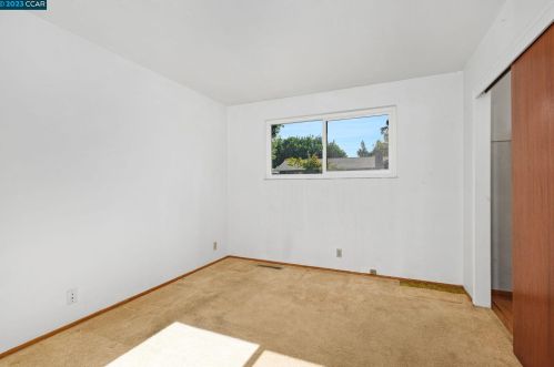 3948 Majestic Dr, Concord CA  94519-1214 exterior