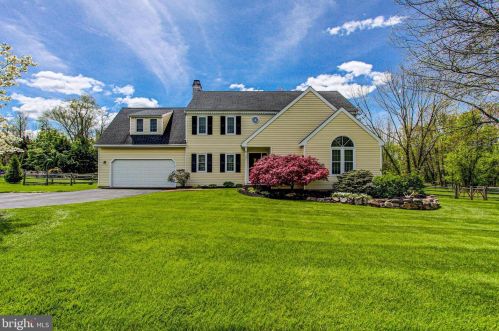 207 Old Mill Rd, Limerick, PA 19468-2716