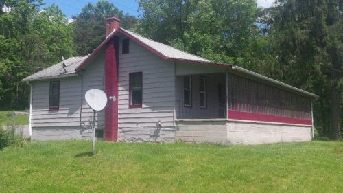 11559 Smokers Hill Rd, Huntingdon, PA 16652-6868