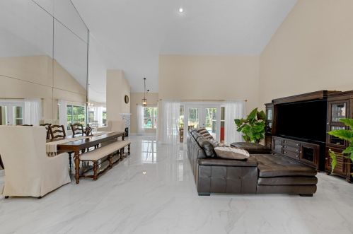 2700 41st St, Boca Raton FL  33434-5842 exterior