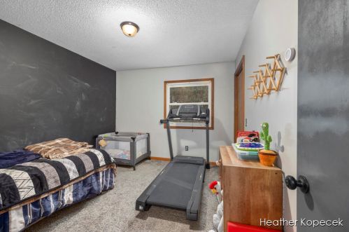 280 5 St, Cedar Springs MI 49319-9490 exterior