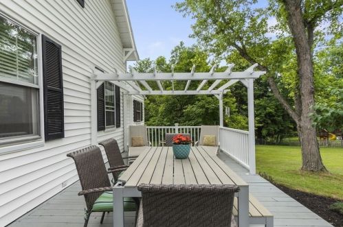 131 Pleasant St, Worcester MA 01609-3201 exterior