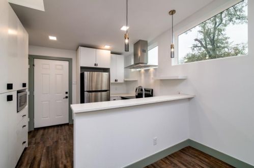 1430 Bennett Ave, Dallas TX  75206-7657 exterior